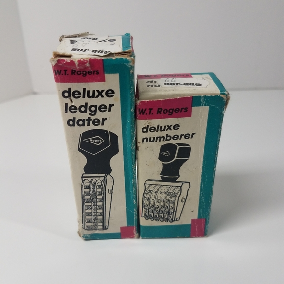 Vintage W.T Roger's Deluxe Stamp Set - Picture 1 of 12